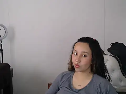 Snapshot of Skarlet_Adams28 chatting on 03.12.25 Skarlet Adams28 online show from 03.12.25