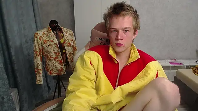 Snapshot of sweetserenity5 chatting on 02.14.25 sweetserenity5 online show from 02.14.25