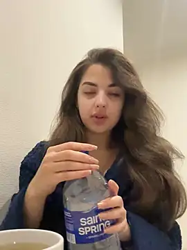 CharleneWoods online show from 01.10.25