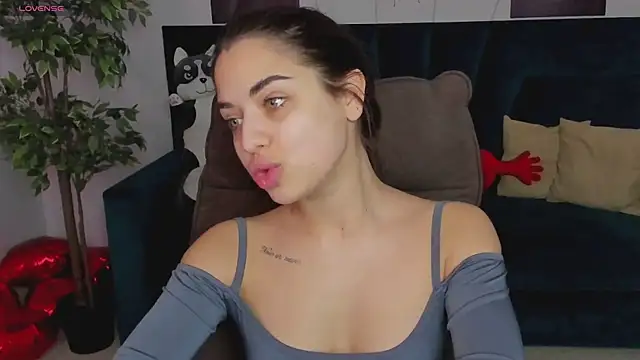 CharleneWoods online show from 02.08.25