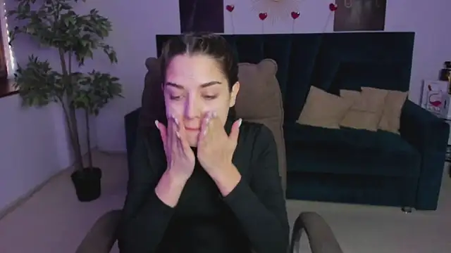 CharleneWoods online show from 03.07.25