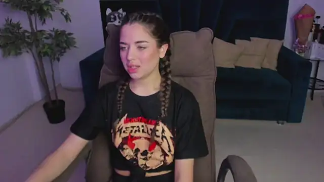 CharleneWoods online show from 03.07.25