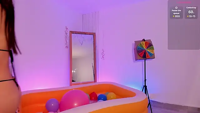 viooletaa online show from 03.14.25