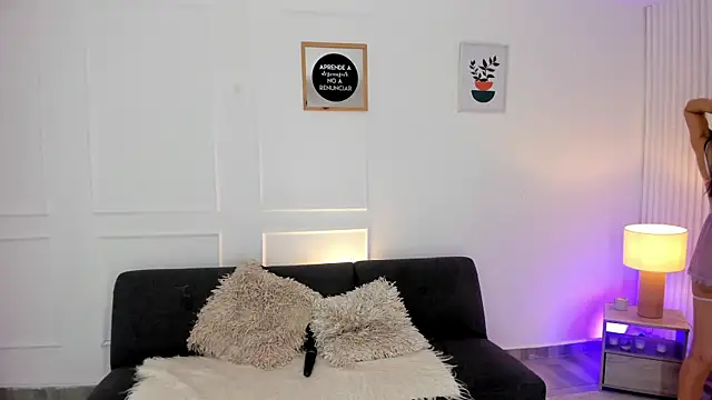 viooletaa online show from 01.10.26