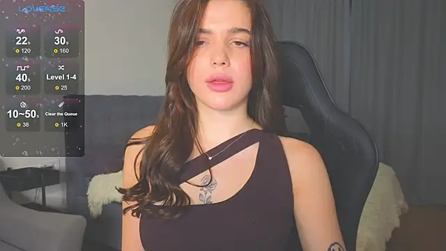 adrianawow1 online show from 10.20.25