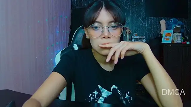 Drea Foox online show from 10.16.25