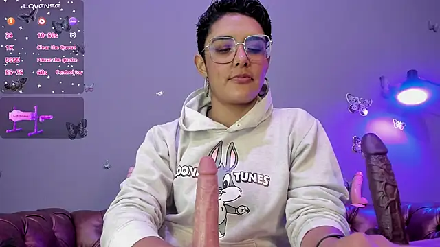 Kaira mosse online show from 01.31.25