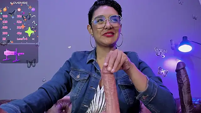 Kaira mosse online show from 02.01.25