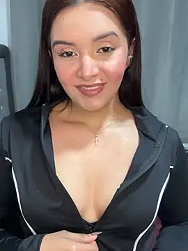 Melanyprada online show from 03.20.26