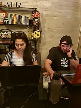 CoelhinhaGostosa online show from 10.24.25