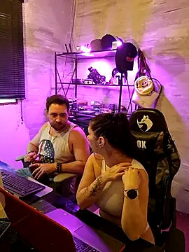 Snapshot of CoelhinhaGostosa chatting on 03.12.26 CoelhinhaGostosa online show from 03.12.26