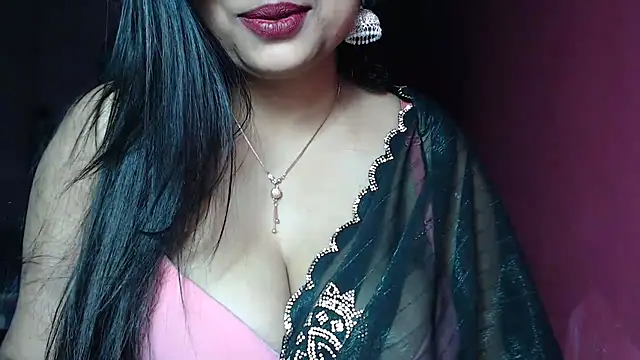 Snapshot of _Kamakshi chatting on 01.15.25 Kamakshi online show from 01.15.25