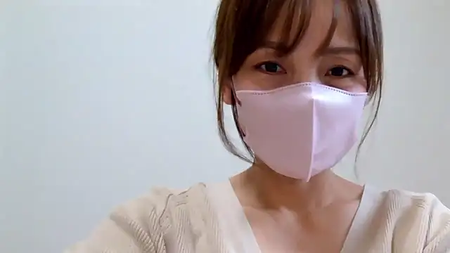 caro-caro online show from 10.03.25