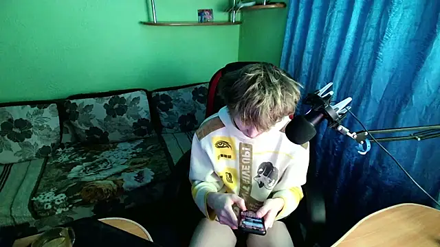 fameboyboo online show from 12.20.25