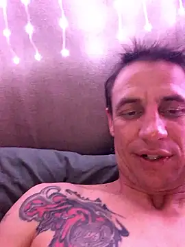 Highfrog1 online show from 10.09.25