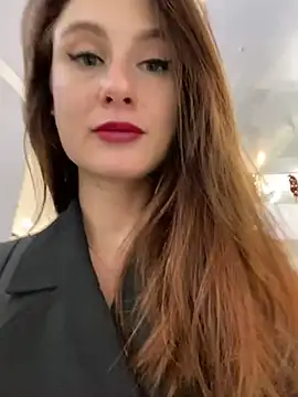 Snapshot of Dina_Tease chatting on 12.10.24 Dina Tease online show from 12.10.24