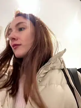 Snapshot of Dina_Tease chatting on 12.23.24 Dina Tease online show from 12.23.24