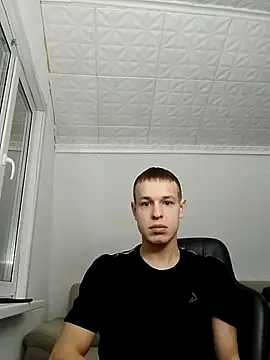 Snapshot of pretty_roman chatting on 02.17.25 pretty roman online show from 02.17.25