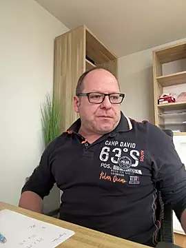 coupleLatinaLovers online show from 01.20.25