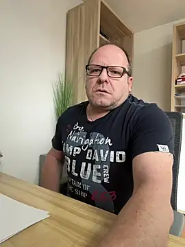 coupleLatinaLovers online show from 01.31.25