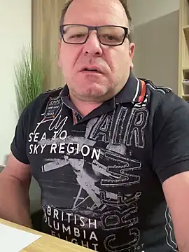 coupleLatinaLovers online show from 02.21.25