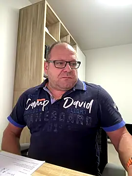 coupleLatinaLovers online show from 10.07.25