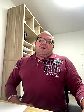 coupleLatinaLovers online show from 10.14.25