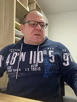 coupleLatinaLovers online show from 02.12.26