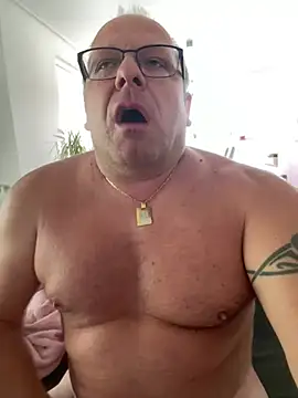 coupleLatinaLovers online show from 06.30.26