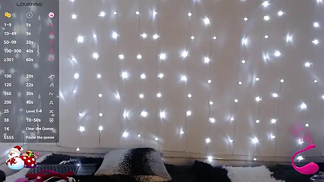 Snapshot of KaitlynLoveCam chatting on 12.18.24 KaitlynLoveCam online show from 12.18.24