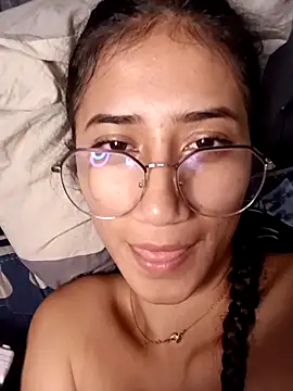 Snapshot of KaitlynLoveCam chatting on 02.13.25 KaitlynLoveCam online show from 02.13.25