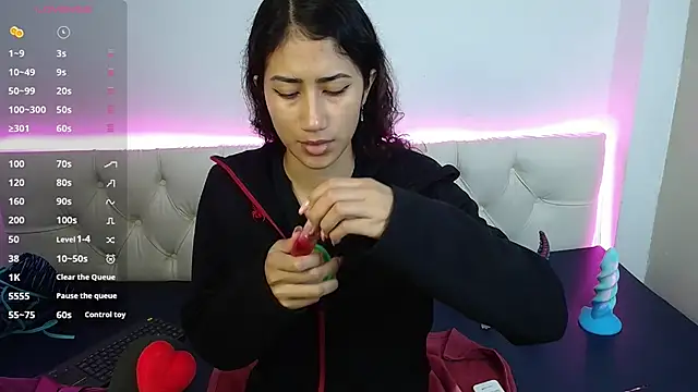 Snapshot of KaitlynLoveCam chatting on 03.01.25 KaitlynLoveCam online show from 03.01.25