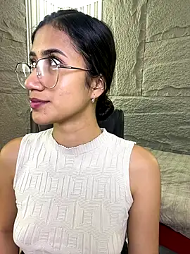 KaitlynLoveCam online show from 10.08.25