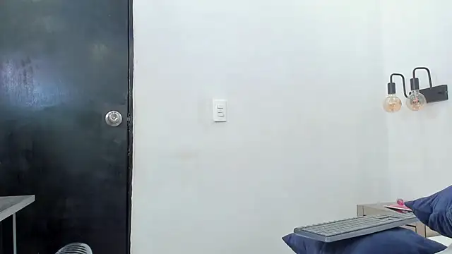 chloe zulay online show from 02.13.26