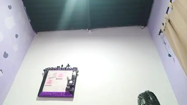 PetiteIvoryQueen19 online show from 12.03.24