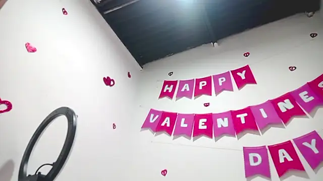 PetiteIvoryQueen19 online show from 03.01.25