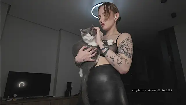 vinylstore online show from 10.01.25