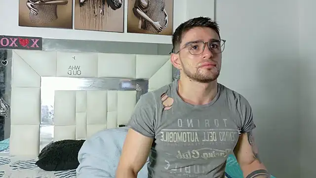 Sexy Alejandro  online show from 12.10.24