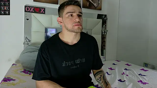 Sexy Alejandro  online show from 02.26.25