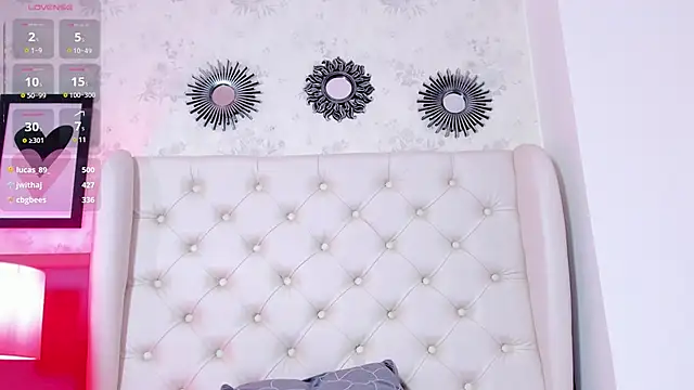 melanie hills online show from 01.10.25