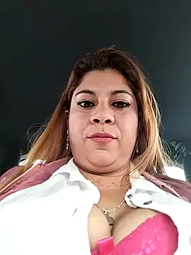 Laura-Hernandez online show from 01.30.25