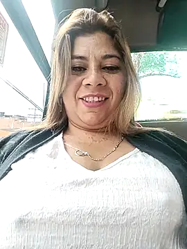 Laura-Hernandez online show from 10.10.25