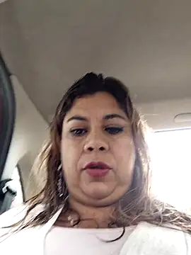 Laura-Hernandez online show from 03.12.26