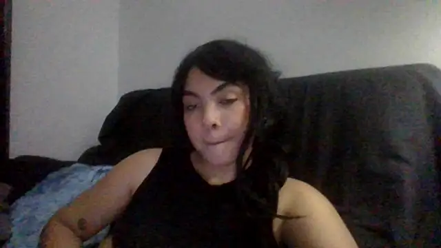 Kiri Cutee online show from 01.11.25