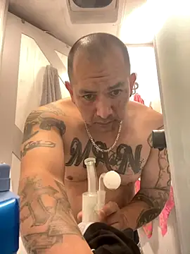 NewKing100 online show from 10.21.25