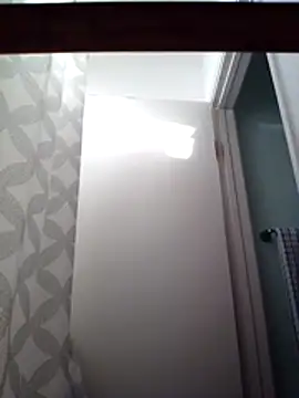 NewKing100 online show from 10.24.25