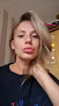 Snapshot of YourJuliena chatting on 07.21.26 YourJuliena online show from 07.21.26