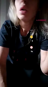 Snapshot of YourJuliena chatting on 07.23.26 YourJuliena online show from 07.23.26