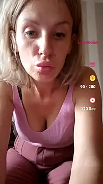 Snapshot of YourJuliena chatting on 08.04.26 YourJuliena online show from 08.04.26