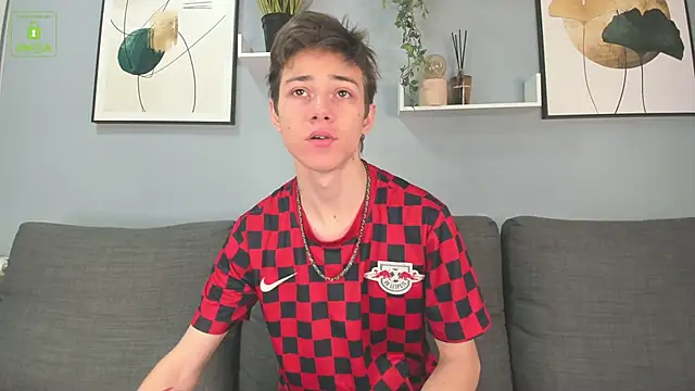 Viego Pattel online show from 10.11.25